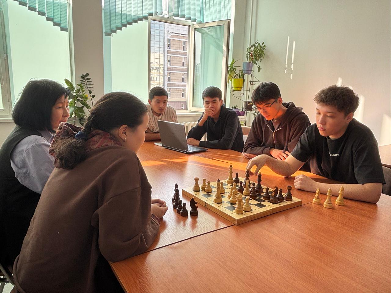 Студенттер арасында шахмат турнирі